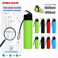 Bouteille d'eau pliable en silicone personnalisée 450 ml 600 ml, bouteille de sport et de voyage pliable avec boucle de transport, fournisseur en gros OEM ODM