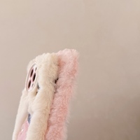 3D Perle Broderie Carotte Lapin En Peluche Téléphone Portable Cas pour iPhone 16 Pro Max 15 Plus 14 13 Pro 12 11-Nouveau Trou Rond Conception