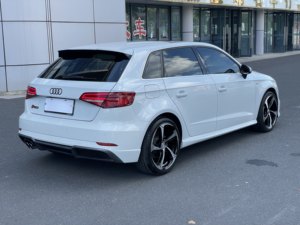 Audi A3 2018 Edizione 30° Anniversario Sportback 35 TFSI Edizione Fashion, Auto a Benzina Nazionale V, Esportazione di Auto Usate Professionali - Product Image 4