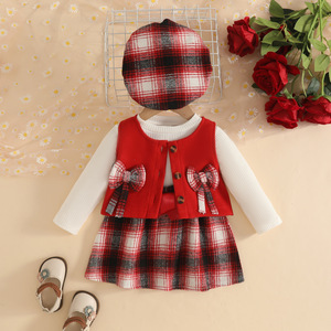 Ensemble de trois pièces pour bébé <span class=keywords><strong>fille</strong></span> de 0 à 3 <span class=keywords><strong>ans</strong></span> : cardigan sans manches en polyester/coton + robe décontractée à manches longues imprimée + chapeau - Product Image 1