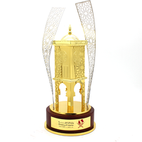 Venta directa de fábrica, artesanías de metal, trofeo de cristal personalizado, trofeo de Qatar chapado en oro de alta calidad