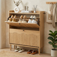 Meuble à chaussures moderne en bois massif durable avec étagère modulaire rabattable et tiroir de rangement pour l'organisation de la maison dans le salon