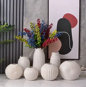 New Chinese style minimalist modern beige ceramic vase, flower ware, home decoration, three piece set of ornaments