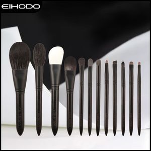 Eihodo - Juego de 12 brochas de maquillaje con mango de madera y pelo animal para base - Product Image 1