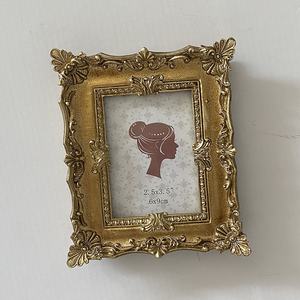 Marc 2x2 resina Mini regalo de boda foto marco marcos escultura hecha a mano modelo pintura estilo Artificial pintado - Product Image 2