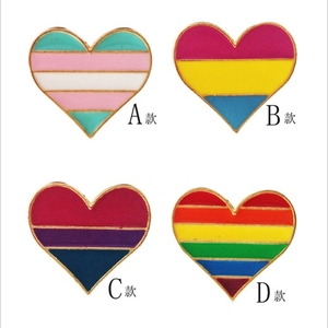 Vente en gros coeur métal Kunshan épinglettes Gay LGBT <span class=keywords><strong>Les</strong></span> for Love Impression offset directe du fabricant - Product Image 3