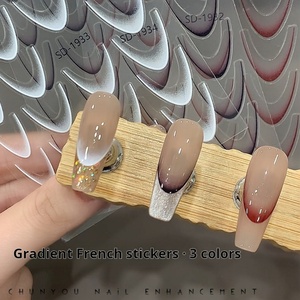 Nuevo 2024: Calcomanías de Uñas 2D con Degradado Francés, Papel Adhesivo Negro y Blanco, Arte Plástico DIY de Moda para Uñas, Pegatinas de Belleza, ¡Gran Venta! - Product Image 2