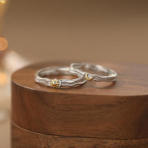 S999 Plata fina personalizable para estilo clásico Anillos de diseño de Luna y sol originales de gama media a alta que simbolizan 'Never Leave Forsake' - Product Image 1