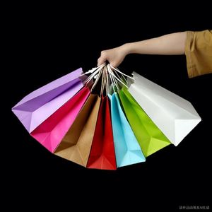 Sacs en papier kraft écologiques imprimés sur mesure avec poignées pour l'emballage de vente au détail - Product Image 4