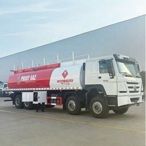 รถบรรทุกน้ำมันดีเซล จีน ซิโนทรัค ฮาวเว่ 30000 ลิตร รถส่งน้ำมัน 8x4 - Product Image 4