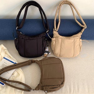 Sac fourre-tout matelassé pour femme, nouvelle collection automne-hiver, sac à bandoulière matelassé, sac à bandoulière personnalisé en usine - Product Image 6
