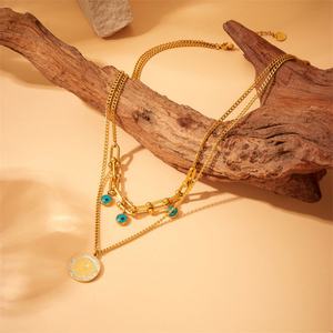 Collar Hamsa para Mujer, Chapado en Oro de 18k, de Acero Inoxidable, Resistente al Agua y al Deslustre, con Logotipo Personalizado - Product Image 6