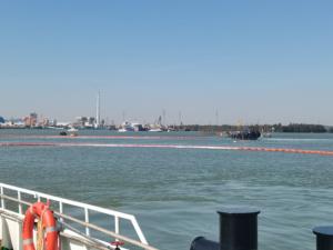 長期漏れ防止用カスタマイズ可能な<span class=keywords><strong>PVC</strong></span>オイルフェンス強化継ぎ目付き<span class=keywords><strong>PVC</strong></span>ソリッドフロートブーム - Product Image 6