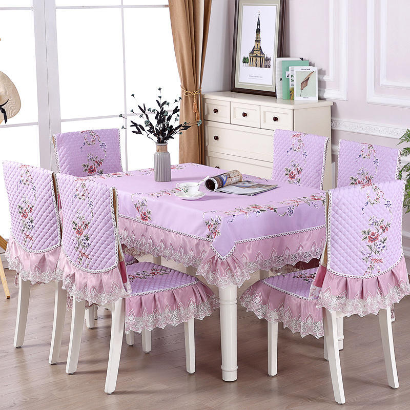 étang de lotus clair de lune violet