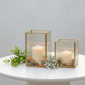 Fabricants de porte-bougies en verre nervuré avec cadre en laiton pour la décoration de la maison et les mariages - Product Image 1