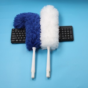 Plumeau électrostatique flexible avec manche blanc pour le nettoyage domestique et l'élimination de la poussière - Product Image 4