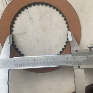 Piringan grafit kualitas tinggi traktor cakram gesek 331/16520 untuk pertanian 3D 3CX 4CX 4DX - Product Image 2