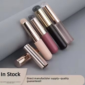 Pinceau applicateur de rouge à lèvres et correcteur en silicone souple Q, tête petite, portable, mini, pour lèvres, unisexe, commerce extérieur transfrontalier, manche en bois - Product Image 5