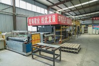 Ligne de production de membranes imperméables certifiées ISO CE à haute efficacité, moteur PLC, boîte de vitesses, roulement à longue durée de vie, TPO, PE, HDPE, LDPE
