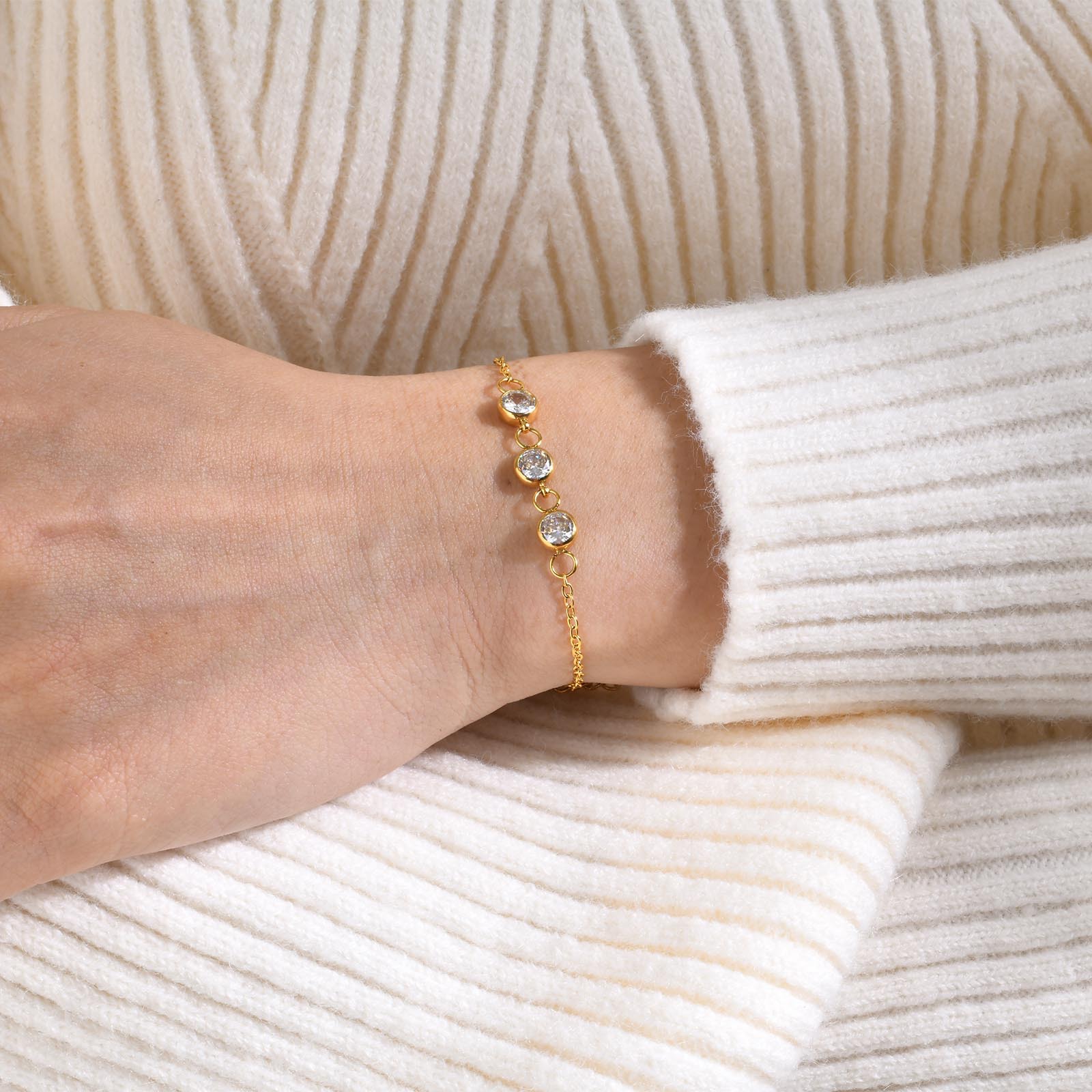 green hand chain bracelet