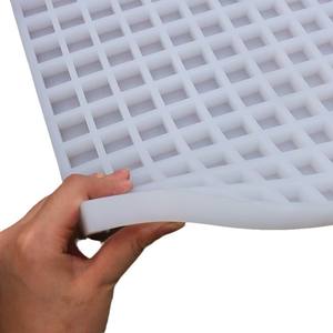 225 חללים סוכריות סיליקון מרובעים תבניות מיני עובש סיליקון לממתקים קשים - Product Image 5