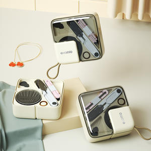 Kit de couture portable Ekomio, carré, compact en plastique, avec aiguilles, fils et outils pour la maison et le dortoir - Product Image 5