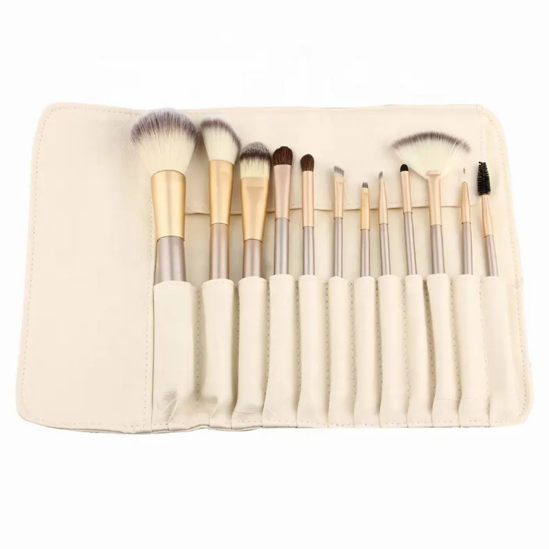 12/18/24pcs White Makeup Brushes Set Cosmetic Make Up Tools Foundation Eyeshadow Blush Kits Leather Bag Maquiagem