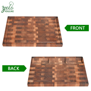 <span class=keywords><strong>Planche</strong></span> à découper en noyer <span class=keywords><strong>noir</strong></span> à grain transversal avec rainure pour les jus et bord naturel pour la cuisine - Product Image 2