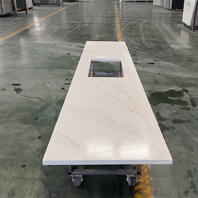 Bathroom Top Engineered Stone Calacatta Polish Solid Surface Quartz Stone Big Slab Kitchen Countertop