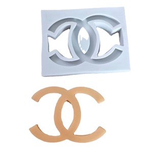 Moldes de Silicona con Logotipo de Marca de Lujo para Decoración de Pasteles, Chocolate, <span class=keywords><strong>Fondant</strong></span>, Dulces, Resina, Adornos para Bolsos, Decoración para Cupcakes - Product Image 4