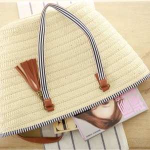 Wholesale Summer <b>Beach</b> Tote <b>Bag</b> Fashion Tassel Pendant <b>Large</b> Capacity Handbag Single Shoulder Paper <b>Bag</b> National with USB - Product Image 4