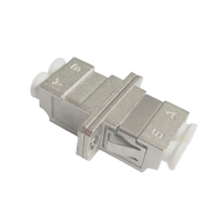 Simplex Duplex LC APC UPC PC Adaptateur de fibre optique Coupleur sans oreille pour équipement à fibre optique