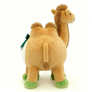 Chameau en peluche vert personnalisé, adorable chameau brun en peluche pour anniversaire, cadeau en peluche doux et moelleux avec nœud vert - Product Image 3