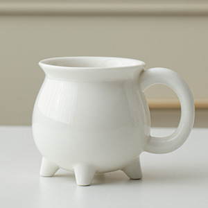 Taza de Cerámica Personalizable de Bruja Mágica, Taza Creativa de 3 Patas, Taza de Café de Halloween, Linda Taza de Agua Personalizada con Logotipo - Product Image 6