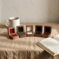Schwarze Walnuss Lasergravierte Quadratische Holz-Schmuckbox Ringgeschenkbox Verpackung Heiratsantrag Paargeschenk Modell