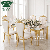 Chaises de salle à manger modernes en cuir doré avec boutons en cristal, dossier festonné, style royal, pour hôtel, extérieur, appartement, villa