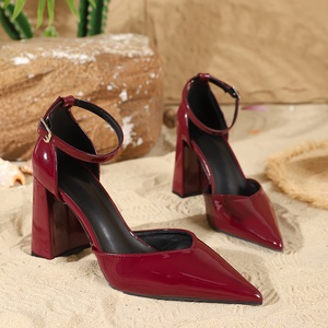 Eleganti Décolleté Rosse da Donna Estive per Esterni, <span class=keywords><strong>Tacchi</strong></span> <span class=keywords><strong>Alti</strong></span> <span class=keywords><strong>Sexy</strong></span> e alla Moda con Cinturino Singolo a Punta Francese, Tacco Grosso, Stile Ufficio - Product Image 3