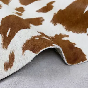 Fabricante de LWG, tela de cuero de diseñador con estampado manchado personalizado, pelo de vaca genuino en