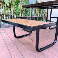 Vente chaude 1 Table 4 Chaises Ensemble Simple Design Moderne Utilisation Extérieure Approvisionnement Direct D'usine Durable pour Jardin Café Parc Pique-Nique