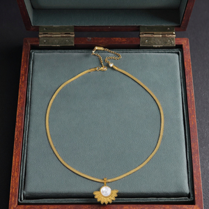 Vintage estilo <span class=keywords><strong>barroco</strong></span> nicho diseño sentido pequeña perla acero inoxidable 18K chapado en oro hoja compromiso collar anillo pendientes - Product Image 2