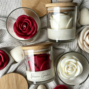 Bougie florale artisanale parfumée en forme de cœur dans un bocal en verre, bougie parfumée unique en verre, faite à la main - Product Image 6