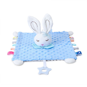 Serviette en peluche brodée en forme de lapin pour bébé, de haute qualité, toutes saisons, ODM en gros, pour les enfants de 2 à 14 ans, unisexe - Product Image 5