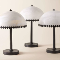Lampe de table en albâtre naturel de luxe, abat-jour en métal noir en forme de dôme, lampe de chevet pour chambre à coucher, salon, hôtel, décoration