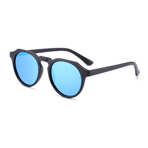 En Stock, Gafas de Sol Polarizadas Unisex con Lentes UV400, Marca ODM Zhejiang, Modelo 4367, Montura Negra, Categoría 3, PC, a la Moda - Product Image 4
