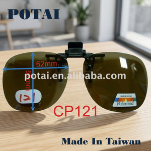Casque de sécurité pour enfants à sangle réglable, verres polarisés (jaune), protection oculaire pour le cyclisme et le patinage, fabriqué en Chine, modèle CP121, sans marque - Product Image 3
