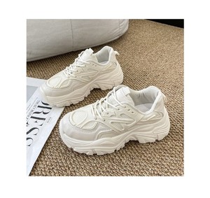 <span class=keywords><strong>Scarpe</strong></span> sportive in Mesh traspirante <span class=keywords><strong>con</strong></span> <span class=keywords><strong>suola</strong></span> spessa per aumentare l'altezza delle <span class=keywords><strong>scarpe</strong></span> da corsa da <span class=keywords><strong>donna</strong></span> - Product Image 1