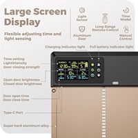 Porte automatique solaire pour poulailler avec télécommande longue portée, capteur de sécurité anti-pincement, écran LCD couleur, résistante aux intempéries, en aluminium pour volailles