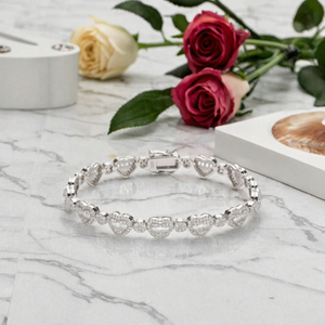 Pulsera de Diamantes con Corte Corazón en Platino para Mujer, Uso Diario Romántico, Diamantes Blancos Naturales Color D - Product Image 3
