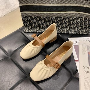 Scarpe da Donna con Tacco Alto Garantite di Qualità, Disponibili in Tre Colori, Nuova Collezione Primaverile, Punta Rotonda, Tacco Grosso - Product Image 3