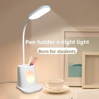 Lampe de bureau LED réglable de style minimaliste moderne de Guangzhou, en PVC, avec commande inductive, petit porte-stylo, pour l'étude et la protection des yeux, idéale pour les filles et les enfants